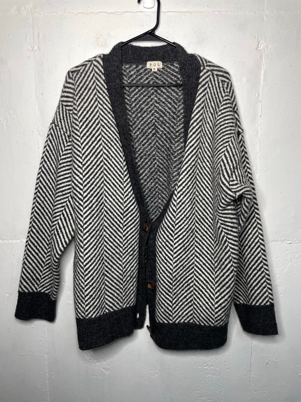 NEW POL Chevron Black White Cardigan Sweater Thick Chunky Cozy Size Small